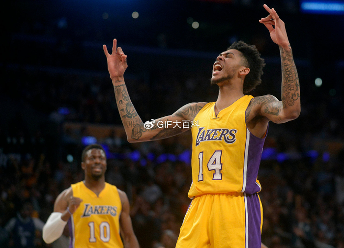 九游官方平台-三个榜眼全废，科比力荐塔图姆被无视，湖人管理层亲手毁掉王朝|科比·布莱恩特|鲍尔|拉塞尔|英格拉姆|布兰登-英格拉姆_新浪体育_新浪新闻